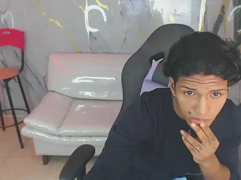 bull cam online show from November 2025 03:25:02 PM