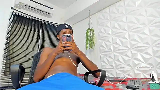 Jax Maliq online show from September 2025 02:22:02 AM