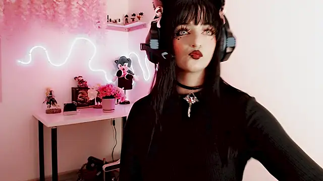 Lunyhose online show from January 2026 07:05:02 PM