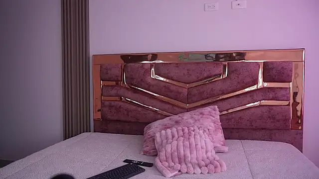 natasha vesper online show from January 2026 07:17:02 PM