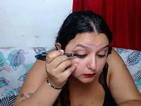 KeilyHall online show from November 2025 10:15:01 AM