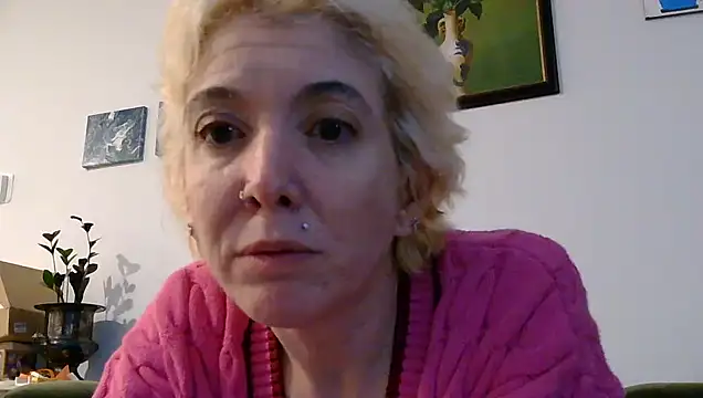 averysage333 online show from September 2025 08:37:02 AM