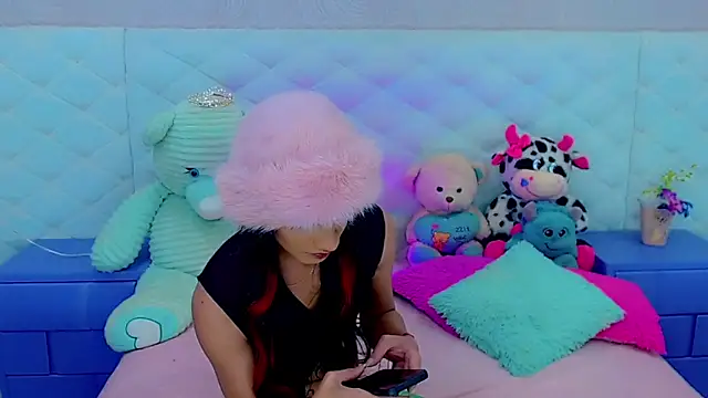 hanna sweett34 online show from October 2025 10:33:01 PM