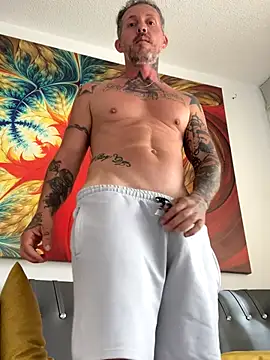 Snapshot of MagicLex1 chatting on October 2025 08:31:01 PM MagicLex1 online show from October 2025 08:31:01 PM