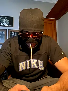 Snapshot of SinisterMads chatting on October 2025 08:13:01 AM SinisterMads online show from October 2025 08:13:01 AM