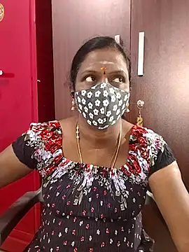 Snapshot of umashreetamil chatting on February 2026 05:34:02 AM umashreetamil online show from February 2026 05:34:02 AM