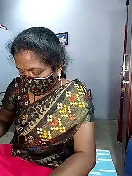 Snapshot of umashreetamil chatting on March 2026 02:39:02 AM umashreetamil online show from March 2026 02:39:02 AM