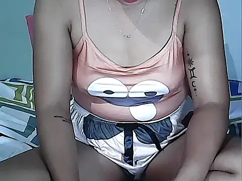 xxkitty27xx online show from November 2025 08:32:01 PM