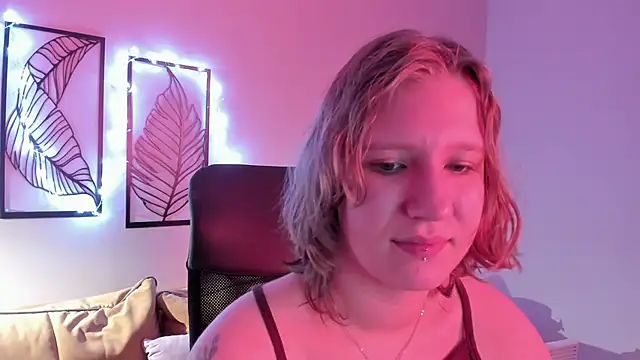 Hailey Foxy online show from November 2025 09:20:02 AM