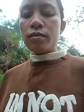 simi-lucy online show from December 2025 01:00:01 AM