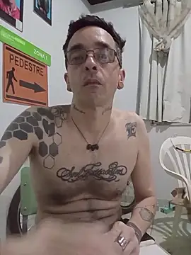 dinho carioca online show from November 2025 03:21:02 AM