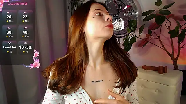 ChloeSummers online show from November 2025 02:54:01 PM