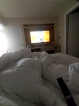 andrerj22 online show from September 2025 12:07:02 PM