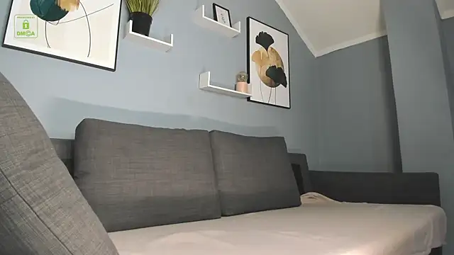 Zeyn Edwards online show from September 2025 04:10:02 PM