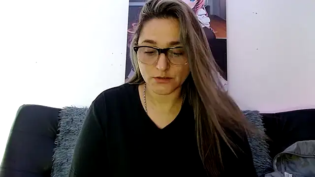 LAHILA COOPERR online show from November 2025 12:05:02 PM