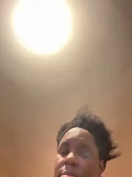 saltlightEmber online show from December 2025 06:32:02 AM