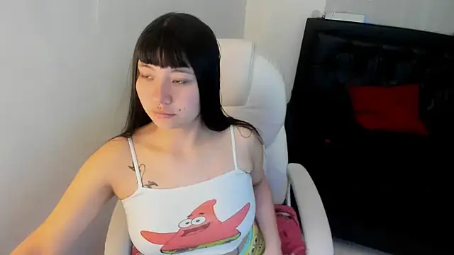 Zulema R1 online show from November 2025 02:47:02 AM