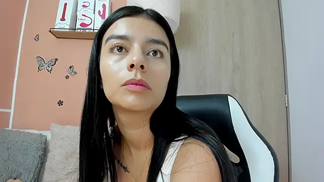 valerihouse online show from January 2025 11:17:02 PM