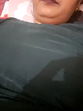 Snapshot of Minu_love chatting on March 2026 07:32:02 AM Minu love online show from March 2026 07:32:02 AM