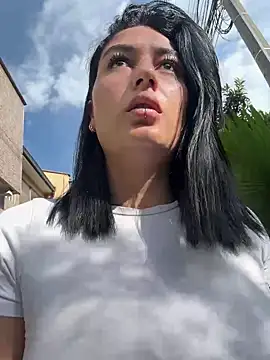 Snapshot of Scarlett_12 chatting on September 2025 01:00:01 PM Scarlett 12 online show from September 2025 01:00:01 PM