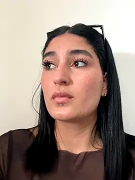 Snapshot of Scarlett_12 chatting on September 2025 03:06:02 PM Scarlett 12 online show from September 2025 03:06:02 PM