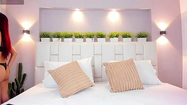 Snapshot of LunnaBlake chatting on February 2026 04:31:02 AM LunnaBlake online show from February 2026 04:31:02 AM