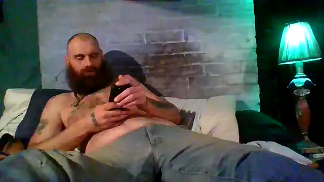 Snapshot of Cowboy815 chatting on September 2025 04:50:01 AM Cowboy815 online show from September 2025 04:50:01 AM