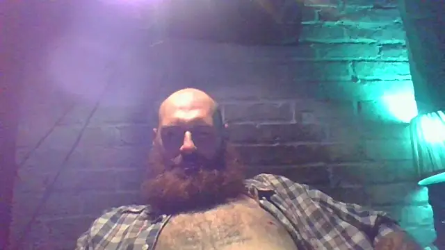 Snapshot of Cowboy815 chatting on October 2025 01:11:01 AM Cowboy815 online show from October 2025 01:11:01 AM