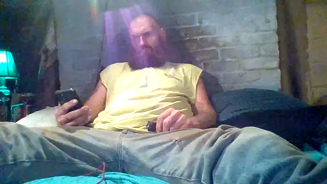 Snapshot of Cowboy815 chatting on November 2025 05:41:02 AM Cowboy815 online show from November 2025 05:41:02 AM