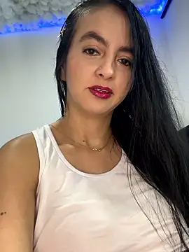 Snapshot of salo-rousee chatting on January 2026 11:42:01 PM salo-rousee online show from January 2026 11:42:01 PM