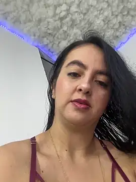 Snapshot of salo-rousee chatting on January 2026 05:05:01 PM salo-rousee online show from January 2026 05:05:01 PM