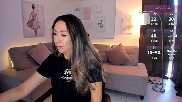 Laly dolce online show from September 2025 07:58:02 PM