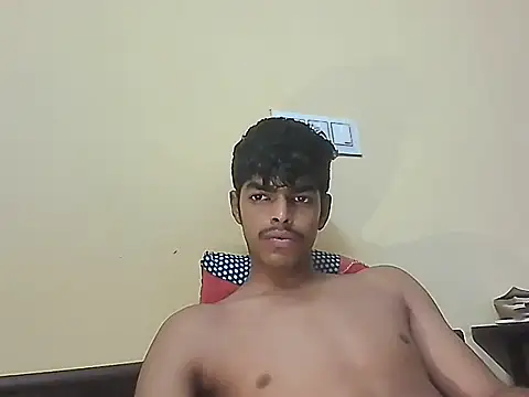 Snapshot of monster_33 chatting on May 2026 07:26:01 AM monster 33 online show from May 2026 07:26:01 AM
