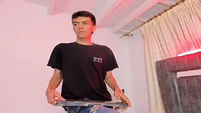 dylan 202520  online show from October 2025 11:40:01 AM