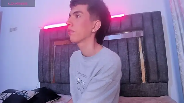 dylan 202520  online show from November 2025 11:31:02 AM