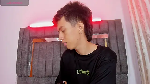 dylan 202520  online show from November 2025 11:44:01 AM