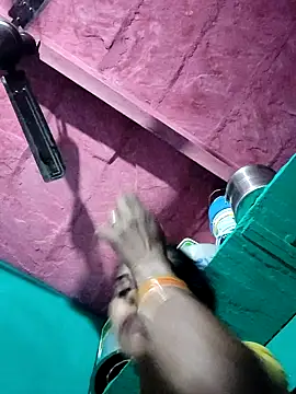 Pooja750 online show from October 2025 10:54:02 PM