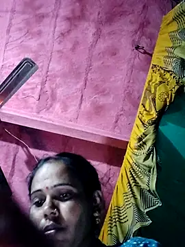 Pooja750 online show from December 2025 05:52:02 PM