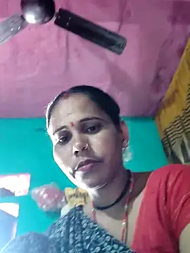 Pooja750 online show from February 2026 07:41:02 AM