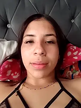 Liagni0 online show from October 2025 03:47:02 PM