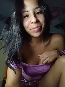 Snapshot of Liagni0 chatting on July 2026 06:16:02 AM Liagni0 online show from July 2026 06:16:02 AM