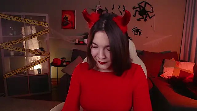 Snapshot of Halle_Berrry chatting on October 2025 02:07:02 PM Halle Berrry online show from October 2025 02:07:02 PM