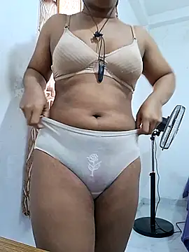 BeautyGirl sara online show from June 2026 04:35:01 AM