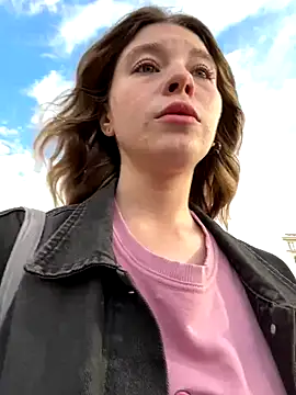 Mimiumuy online show from September 2025 02:08:01 PM