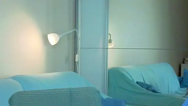 slyshypie online show from September 2025 01:24:02 PM