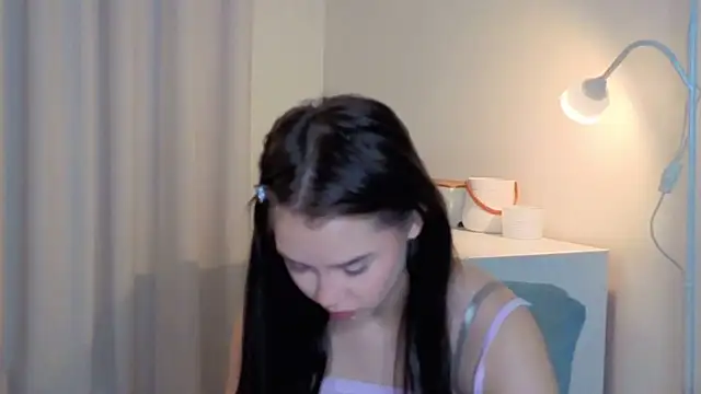 slyshypie online show from September 2025 03:28:02 PM