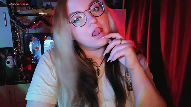 ZayaRush online show from December 2025 01:59:02 PM