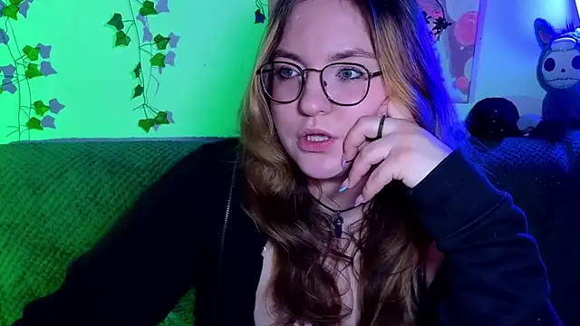 ZayaRush online show from June 2026 03:25:01 PM