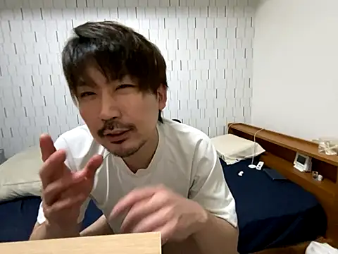 Arista 09 online show from September 2025 11:08:02 PM