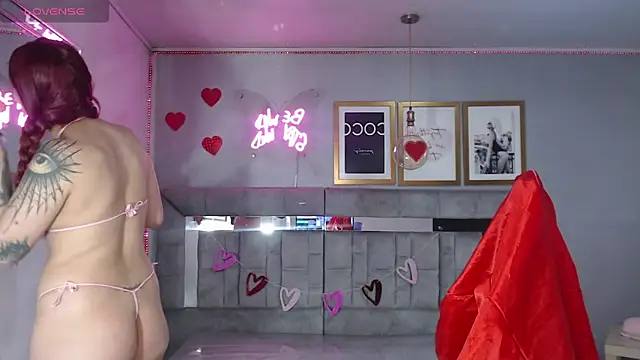 Red Bunny v online show from February 2026 01:12:02 PM